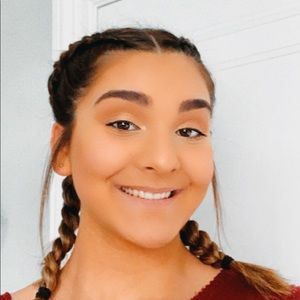 Meet your Posher, Sofia